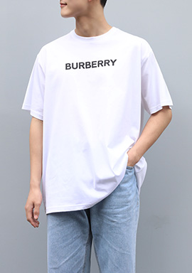 버버리 로고 디테일 남성 티셔츠 8055309(WH)